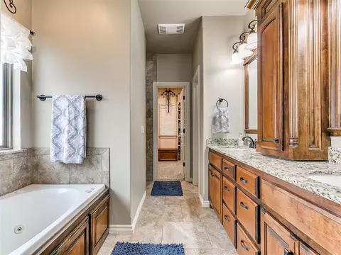 4605 E Pikeys Trl, Tuttle, OK 73089 photo 30