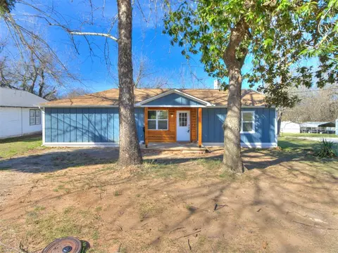 Exterior - 20831 Navarre, Harrah, OK 73045 photo 3 of 3