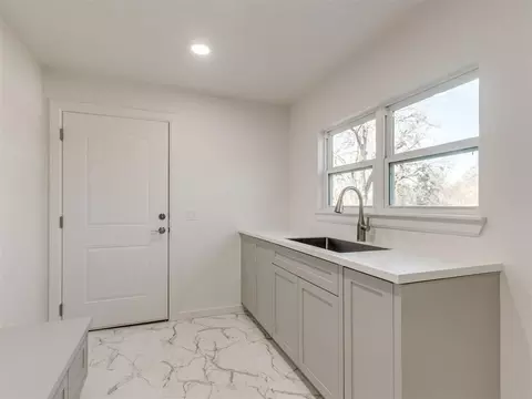 Other - 20831 Navarre, Harrah, OK 73045 photo 4 of 7