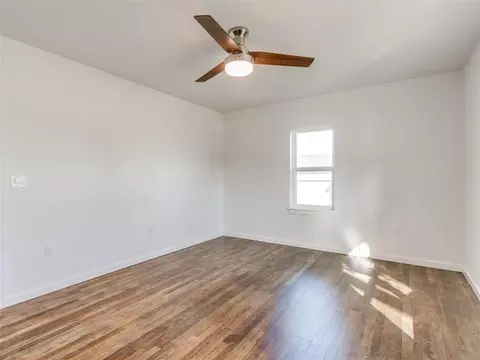 Bedroom - 20831 Navarre, Harrah, OK 73045 photo 1 of 8