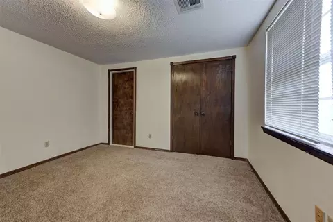 Bedroom - 1613 E Boyd St, Norman, OK 73071 photo 4 of 4