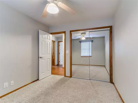 Bedroom - 36701 Timber Rd, Shawnee, OK 74804 photo 4 of 5