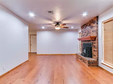 Living - 36701 Timber Rd, Shawnee, OK 74804 photo 1 of 5