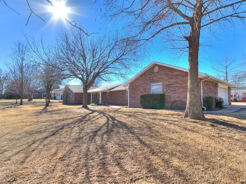 Exterior - 36701 Timber Rd, Shawnee, OK 74804 photo 7 of 8