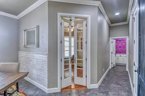 Entry Way - 2233 War Eagle Ln, Yukon, OK 73099 photo 3 of 3