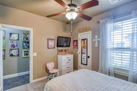 Bedroom - 2233 War Eagle Ln, Yukon, OK 73099 photo 2 of 8