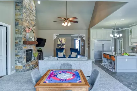 Living - 2233 War Eagle Ln, Yukon, OK 73099 photo 5 of 6