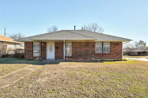 2420 N Key Blvd, Midwest City, OK 73110