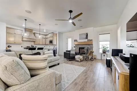 2833 Dalewood Pl, Norman, OK 73071 photo 3