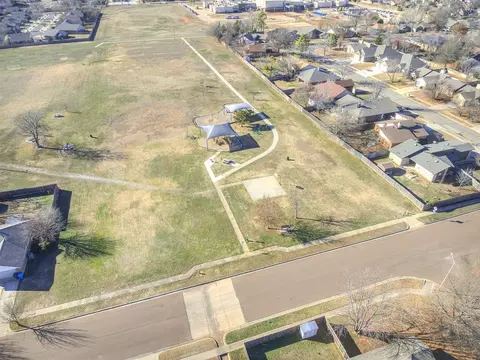 2833 Dalewood Pl, Norman, OK 73071 photo 30