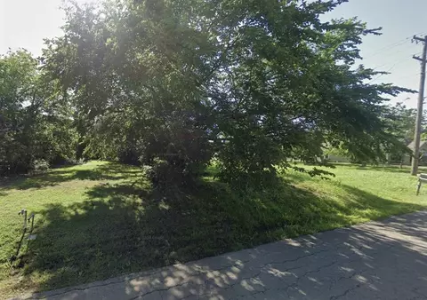 219 N Hartman Ave, Cushing, OK 74023