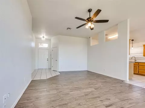 Living - 1925 E View Dr, Norman, OK 73071 photo 2 of 2