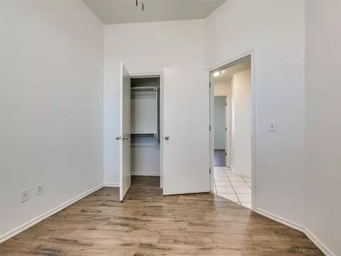 Bedroom - 1925 E View Dr, Norman, OK 73071 photo 4 of 5