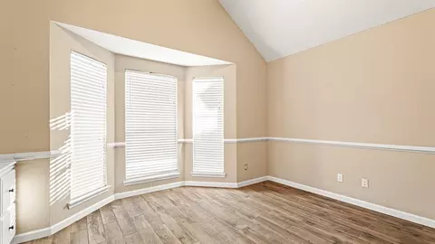 Living - 4111 Frontier Ln, Tuttle, OK 73089 photo 9 of 9