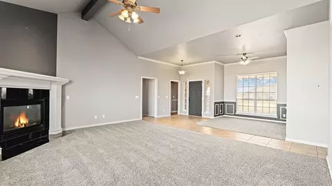Living - 4111 Frontier Ln, Tuttle, OK 73089 photo 8 of 9