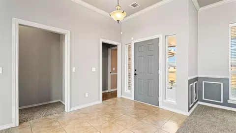 Entry Way - 4111 Frontier Ln, Tuttle, OK 73089 photo 4 of 4