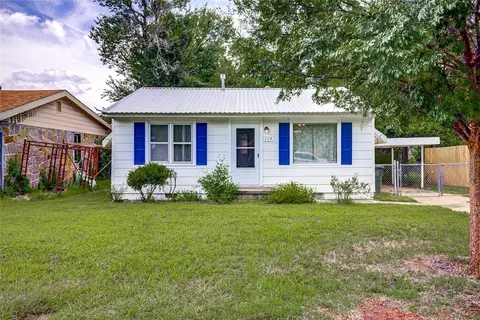 714 E Oliver St, Norman, OK 73071