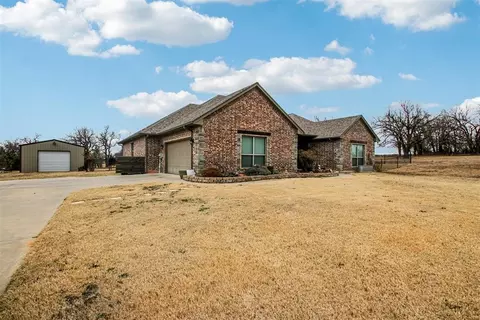Exterior - 20301 SE 119th St, Mcloud, OK 74851 photo 2 of 7