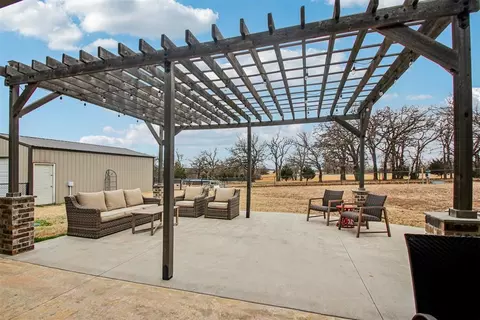 Exterior - 20301 SE 119th St, Mcloud, OK 74851 photo 3 of 7