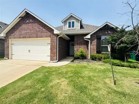 9001 Poppey Pl, Yukon, OK 73099