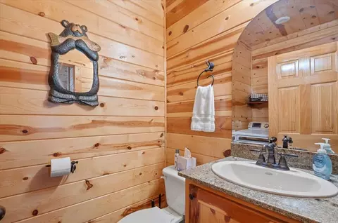 Bath - 134 Willow Bend Rd, Broken Bow, OK 74728 photo 1 of 8