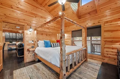 Bedroom - 134 Willow Bend Rd, Broken Bow, OK 74728 photo 1 of 8