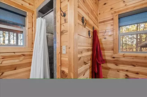 Bath - 134 Willow Bend Rd, Broken Bow, OK 74728 photo 4 of 8