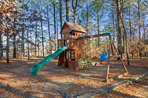 Exterior - 134 Willow Bend Rd, Broken Bow, OK 74728 photo 8 of 9