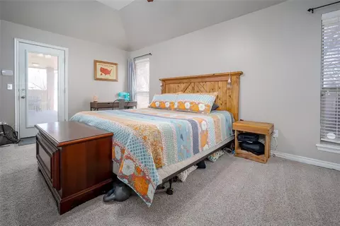 Bedroom - 4300 Mackenzie Dr, Moore, OK 73160 photo 4 of 5