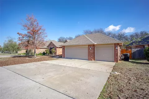 Other - 4300 Mackenzie Dr, Moore, OK 73160 photo 1 of 7