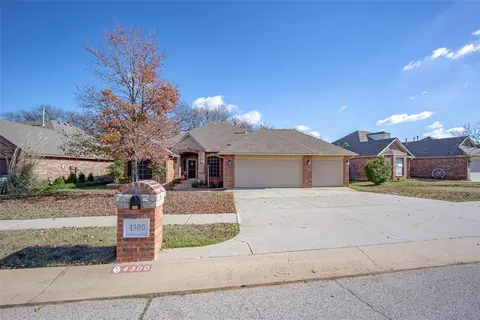 Exterior - 4300 Mackenzie Dr, Moore, OK 73160 photo 2 of 9