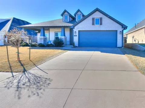 2405 Cedar Elm Pl, Choctaw, OK 73020