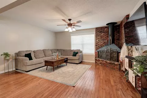 Living - 236 E 30th St, Edmond, OK 73013 photo 2 of 2