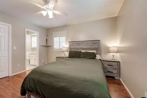 Bedroom - 236 E 30th St, Edmond, OK 73013 photo 3 of 4