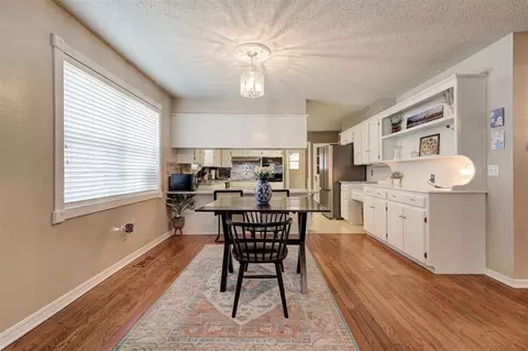 Dining - 236 E 30th St, Edmond, OK 73013 photo 1 of 2