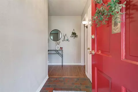 Entry Way - 236 E 30th St, Edmond, OK 73013 photo 1 of 3