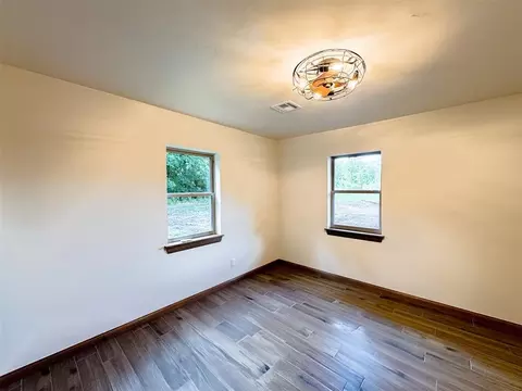 Bedroom - 29404 150th St, Wayne, OK 73095 photo 7 of 9