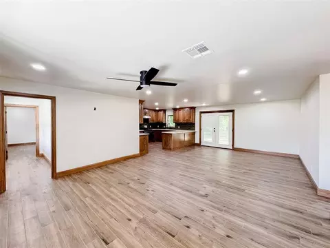 Living - 29404 150th St, Wayne, OK 73095 photo 4 of 6