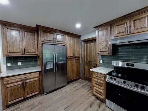 Kitchen - 29404 150th St, Wayne, OK 73095 photo 1 of 5
