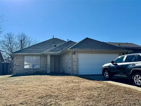 724 NW 115th Street St, Oklahoma City, OK 73114