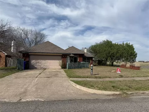 3201 Dove Crossing Dr, Norman, OK 73072