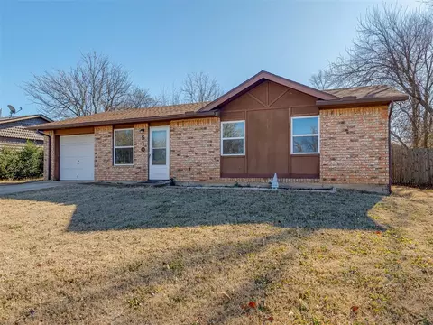 510 Holsey Dr, Noble, OK 73068