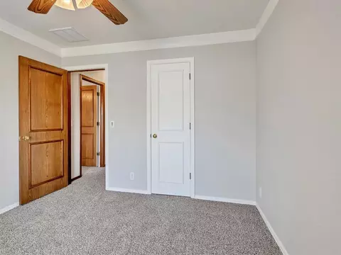 Bedroom - 2616 Ricks Ct, Edmond, OK 73012 photo 4 of 6