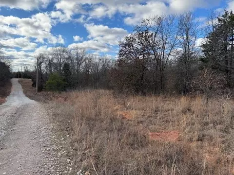 Brandy Lane Lane, Tecumseh, OK 74873