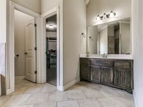 1612 Dorothy Dr, Moore, OK 73170 photo 18
