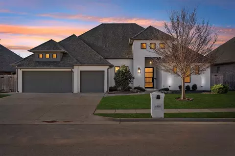 6800 Jay Crest Dr, Edmond, OK 73034