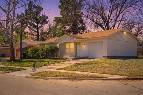 1417 Mcdonald Dr, Midwest City, OK 73130