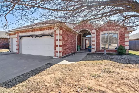 712 SW 160th St, Oklahoma City, OK 73170