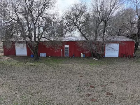 17 S Cemetery Rd, Tuttle, OK 73089 photo 3