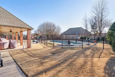 2008 Preston Pl, Edmond, OK 73013 photo 39